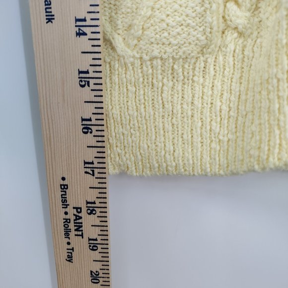 Forever 21 Cable Knit Sweater Vest Yellow, Medium - Picture 7 of 8